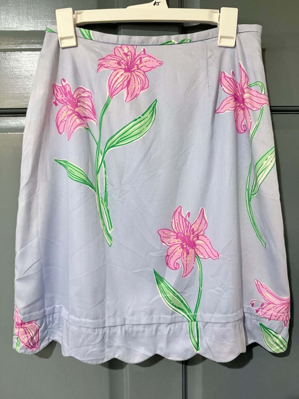 Lilly Pulitzer Women's Floral Mini Skirt with Scalloped Hem and Back Zip
